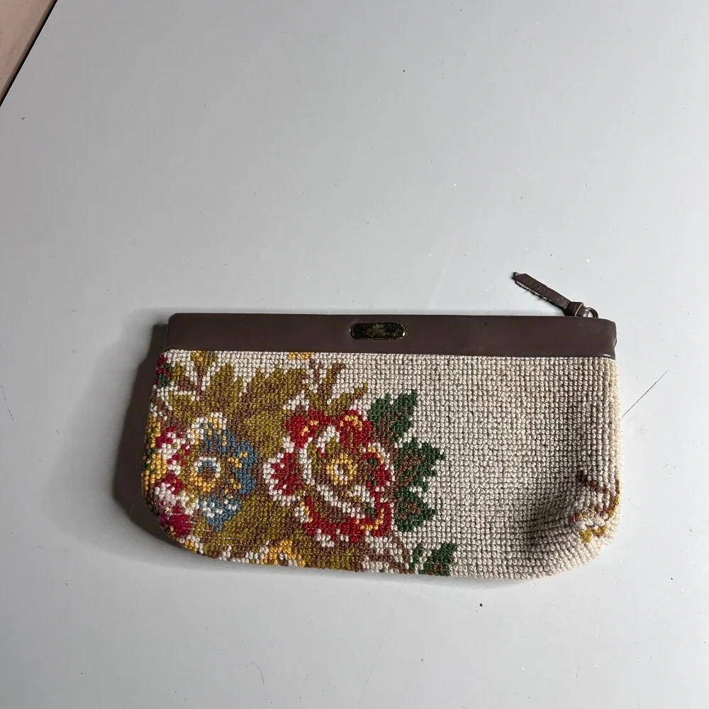 Vintage Floral Needlepoint‎ Clutch Bag Brown Trim Zipper Pouch Cream Multi